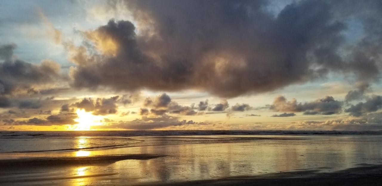 Westport Rv Park And Motel 外观 照片